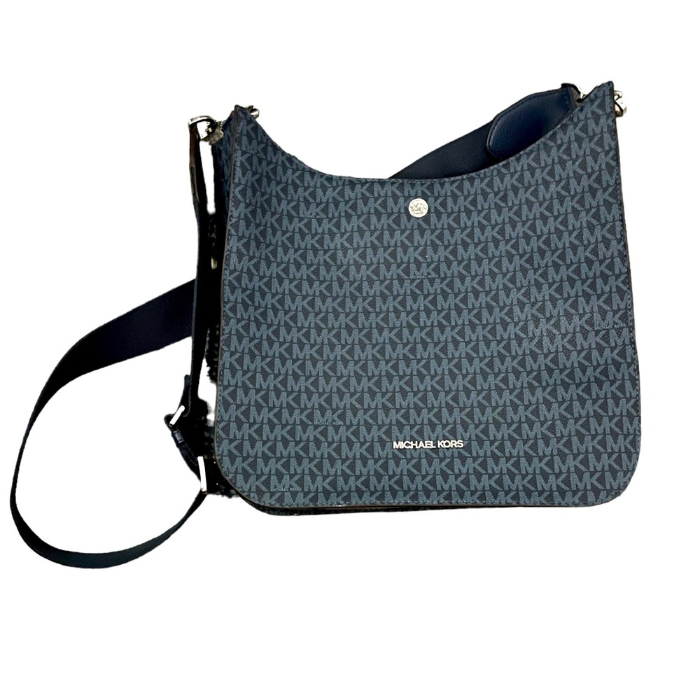 💙Brand new Michael Kors Large Briley- Admiral Blue 💙
